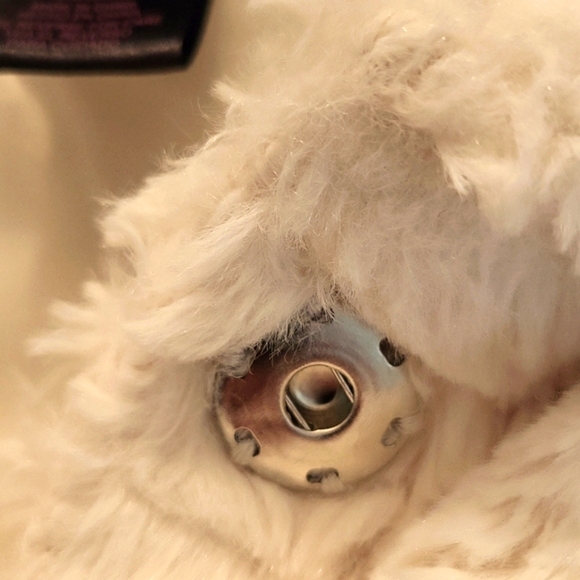 Super soft ivory faux fur coat with bow detail - Picture 5 of 6